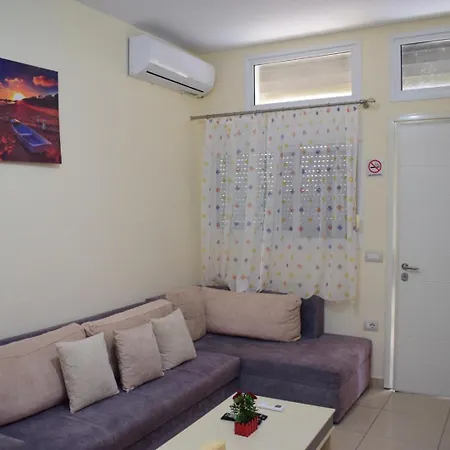 Lungomare Apartment Vlore Exterior photo